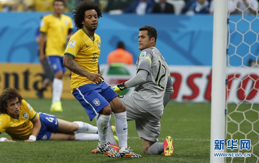 MUNDIAL 2014: Brasil-3, Croacia 1