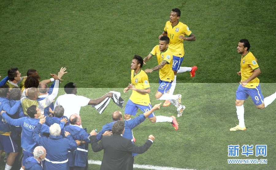 MUNDIAL 2014: Brasil debuta con triunfo 3-1 ante Croacia