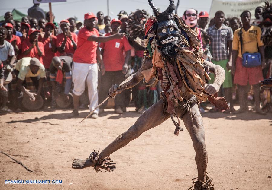 Mozambique: Danza de Nyau 