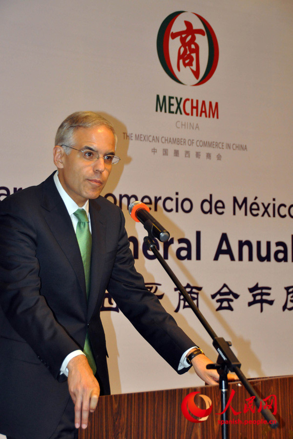 El Sr. Julián Ventura, embajador de México en China, destacó en Pekín la alta importancia que su país concede a las relaciones comerciales con China.