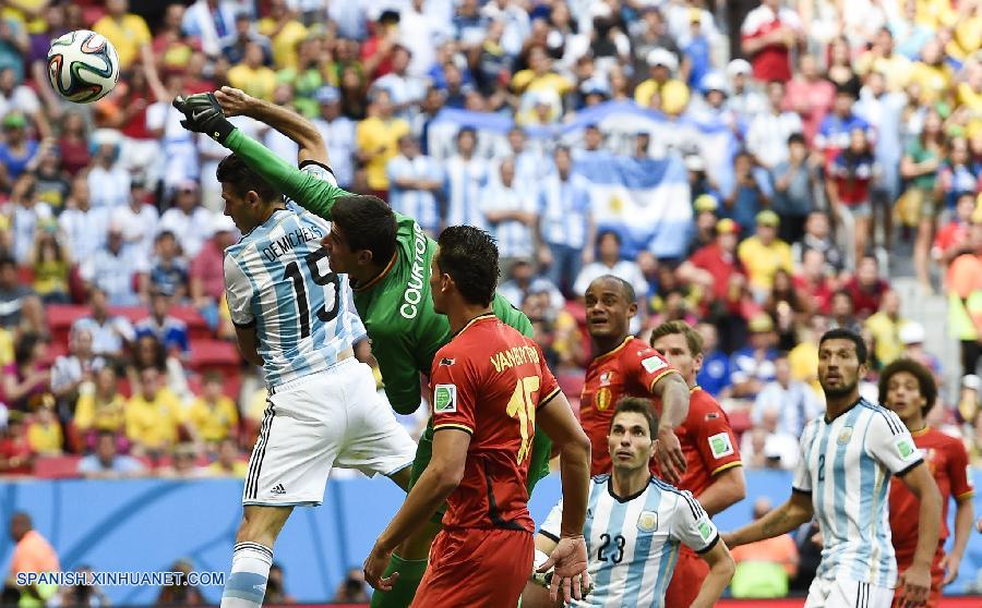 MUNDIAL 2014: Un gol de Higuaín coloca a Argentina en semifinales 