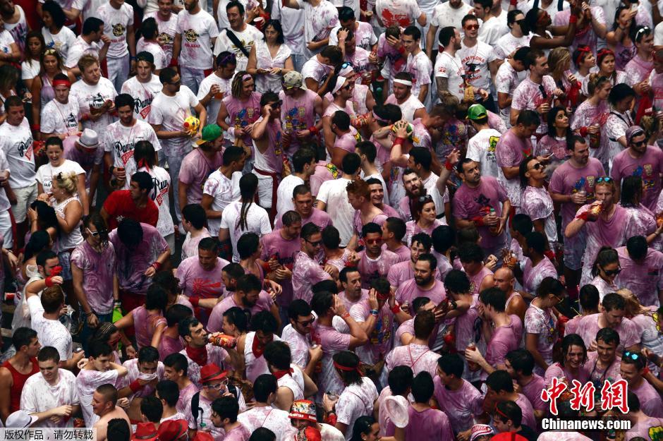 Comienza el Festival de San Fermín en Espa?a 2014