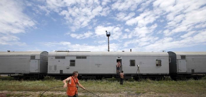 Trasladan restos humanos del vuelo MH17 en vagones frigoríficos de tren