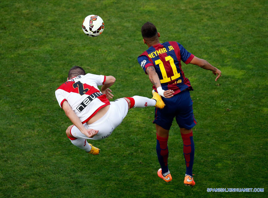 Fútbol:Barcelona ratifica liderato con triunfo de 2-0 ante Rayo Vallecano  2