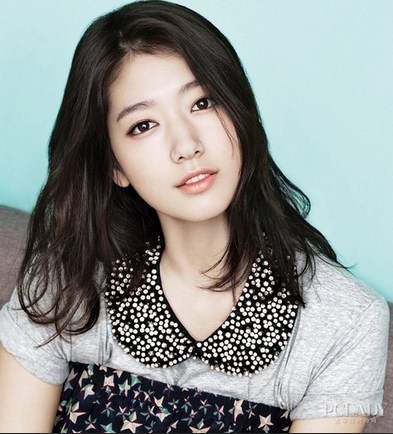 Park Shin Hye(1990)