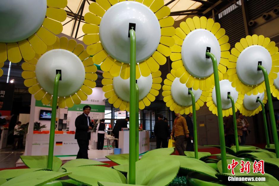 La tecnología solar es el tema principal de la Feria Internacional de la Industria 2014. [Foto/CNS]