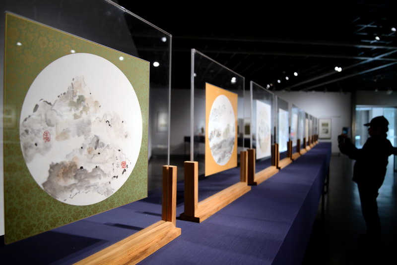 La Tercera Bienal de Pintura China Tradicional se inauguró el 23 de diciembre en el Museo de Arte de Zhejiang en Hangzhou.