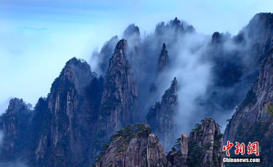 La monta?a Huangshan muestra un espectacular "mar de nubes"