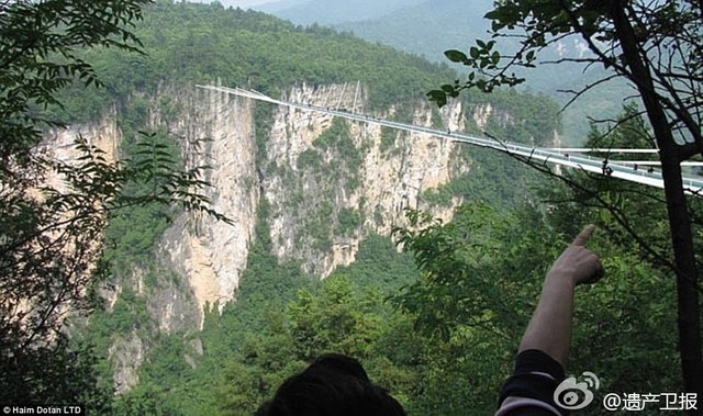 En Julio China inaugural el puente de cristal más largo y alto del mundo