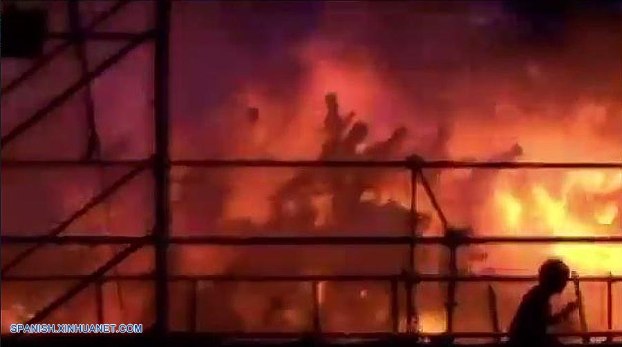 Sube a 524 cifra de heridos en incendio en parque acuático en Taiwan