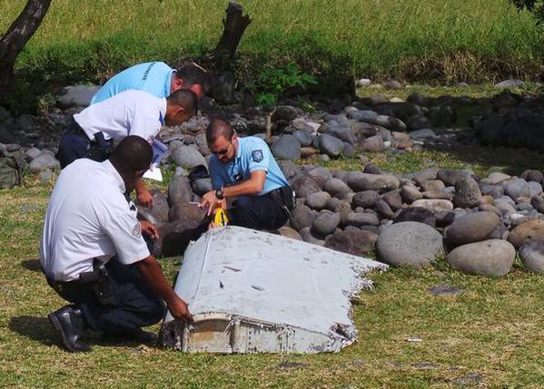 Restos encontrados en océano Indico, similares a los de avión malayo