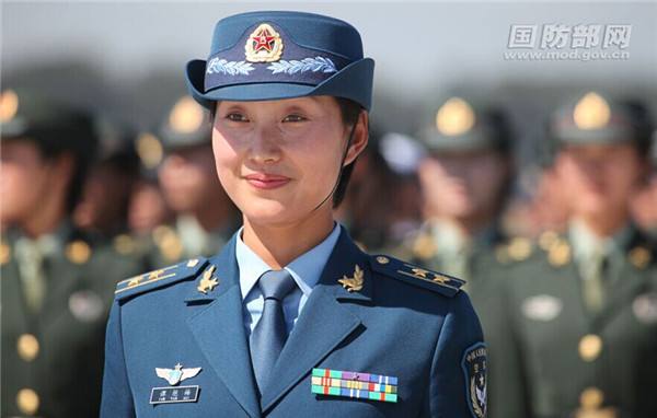 Soldadas chinas: las más bellas en los desfiles militares