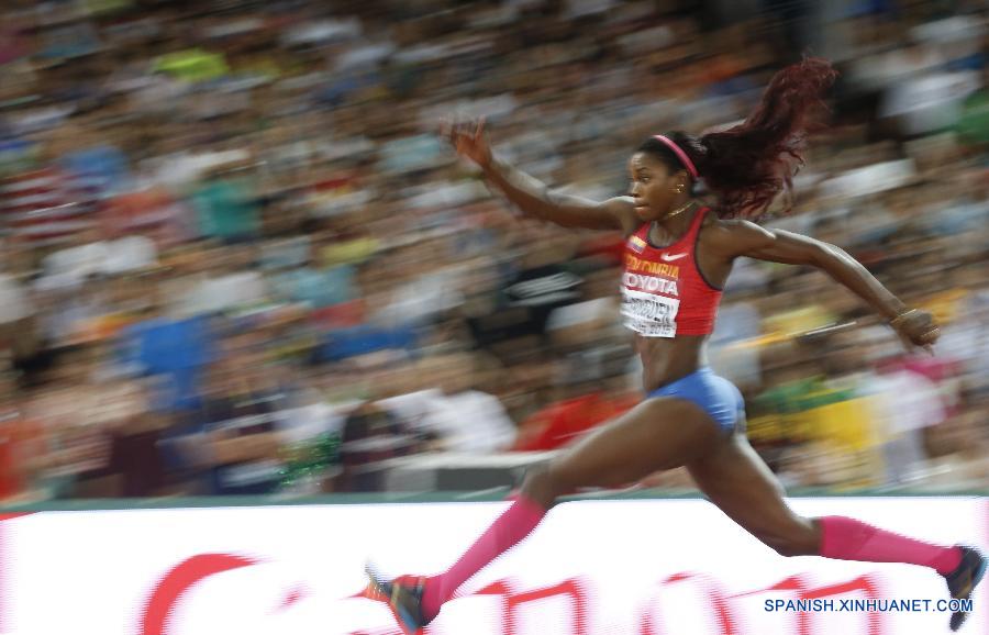 Atletismo: Colombiana Ibargüen gana oro en triple salto en Campeonato Mundial