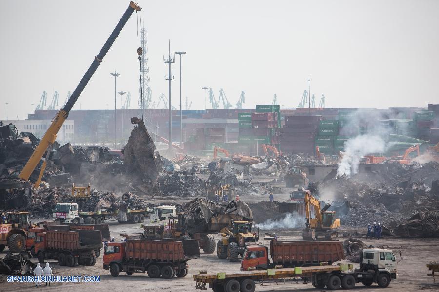 Sube a 150 número de víctimas mortales en explosiones de Tianjin