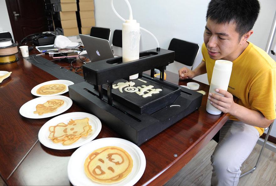 Crepes impresos en la oficina de Pekín, el 1 de septiembre de 2015. 