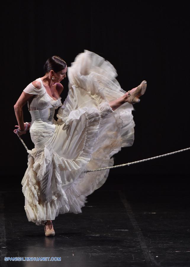 Presentan la puesta en escena "Carmen" en Beijing