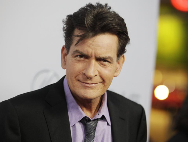 El actor Charlie Sheen anunciará que es portador del virus del sida