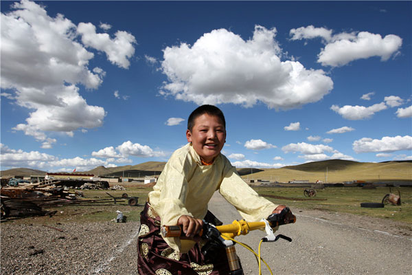 Encuesta mundial reconoce al pueblo chino como el más optimista