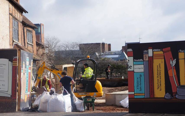 Reconstruyen casa demolida de William Shakespeare