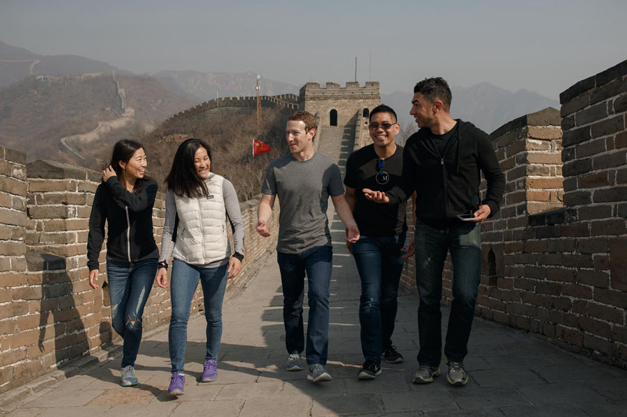 Zuckerberg de Facebook visita China