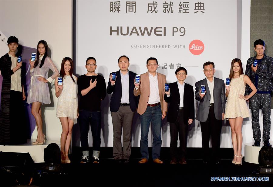 Huawei lanza teléfono inteligente P9 en Taipei