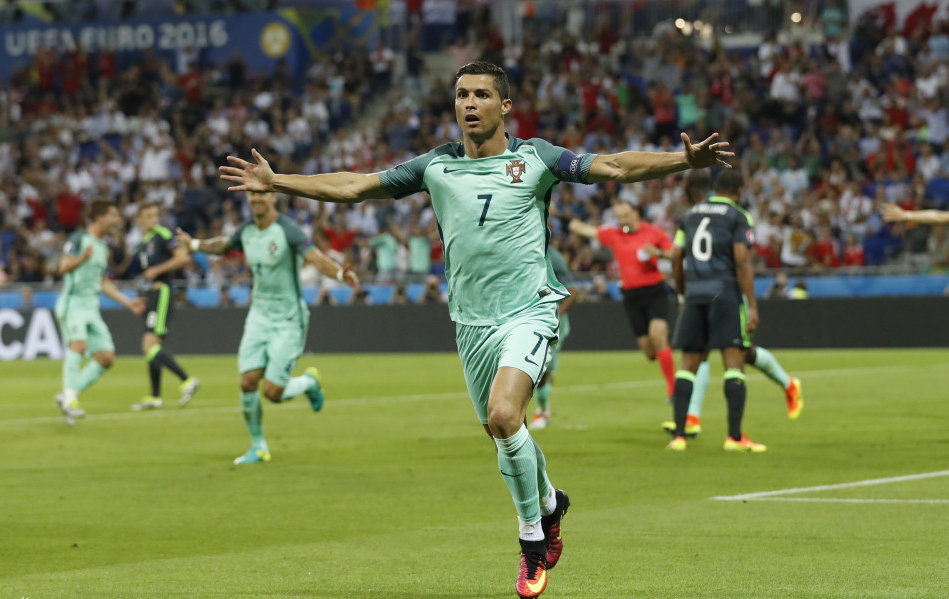 Portugal venció 2-0 a Gales en las semifinales de la Eurocopa