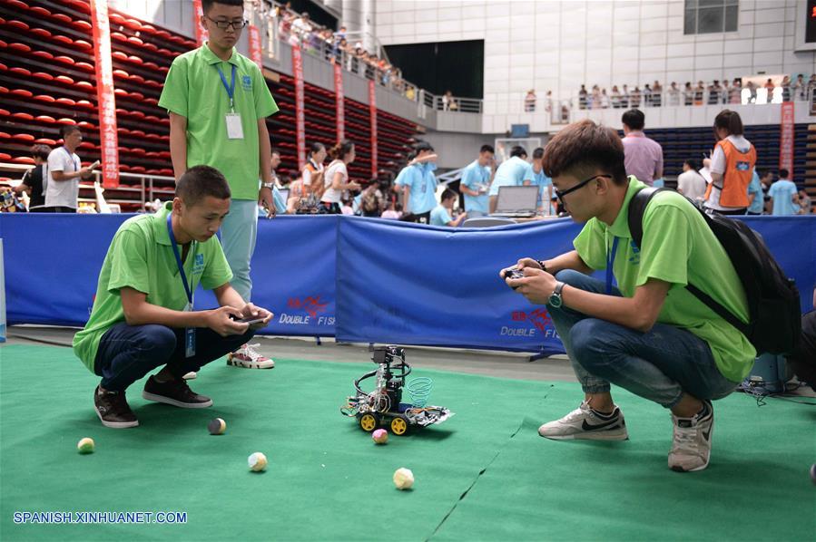 Heilongjiang: Competencia de robots inteligentes en la Universidad de Silvicultura del Noreste en Harbin