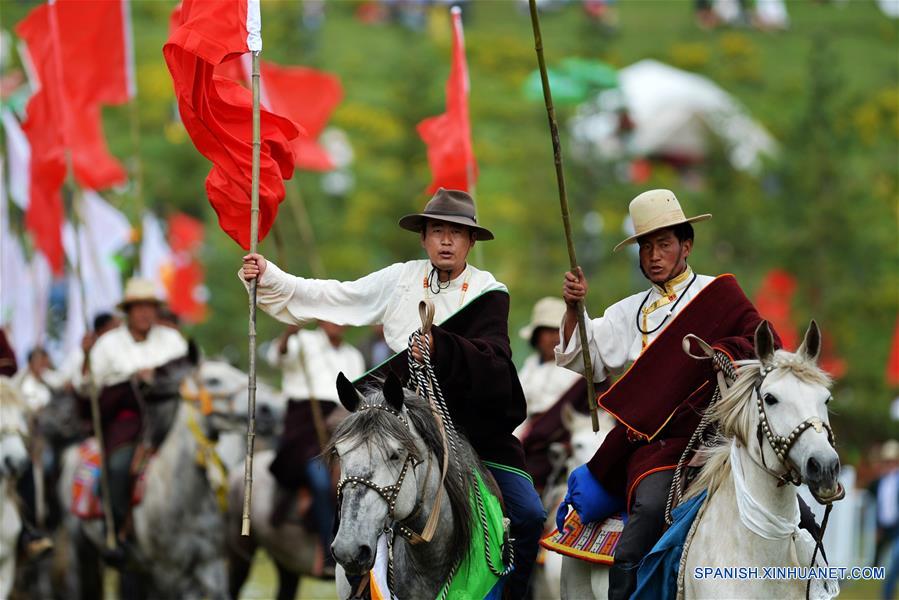 Festival de Turismo de Shambhala, en Gansu