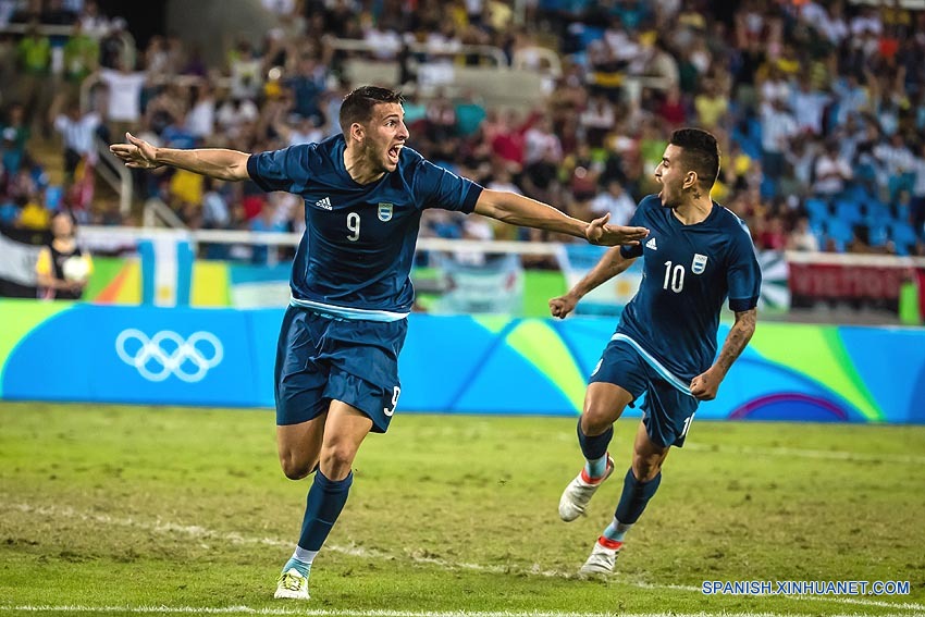 Río 2016-Fútbol: Argentina se recupera y vence a Argelia