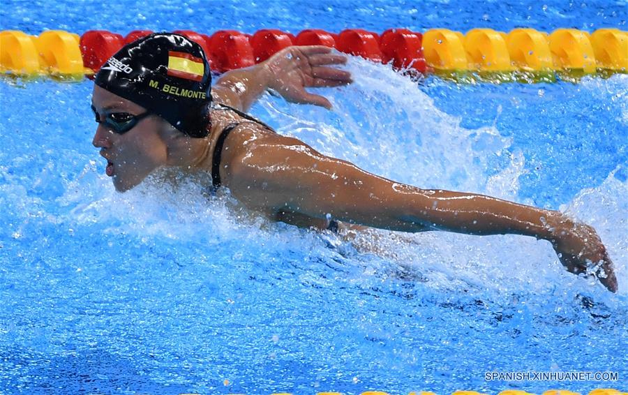 Mireia Belmonte logró el miércoles la primera medalla de oro olímpica para Espa?a tras imponerse en la final de los 200 metros mariposa en la piscina del Estadio Acuático Olímpico.(Xinhua/Han Yuqing)