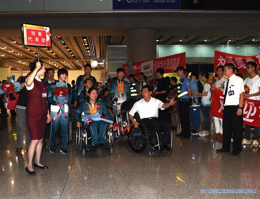 Medallas de oro chinas en Paralímpicos, reflejo de victorias de discapacitados en el país