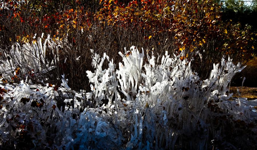 Provincia de Gansu amanece con témpanos de hielo