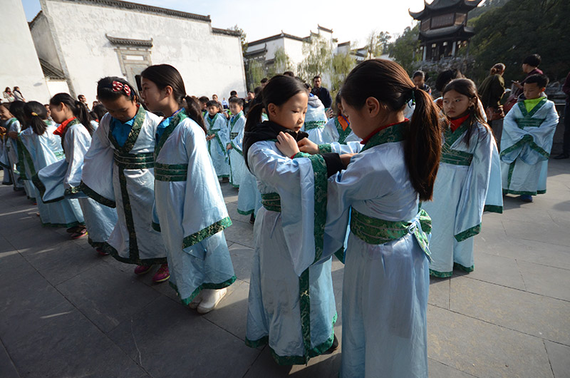 Parque Xiyuan, donde comienza la formación de los futuros eruditos de China 2