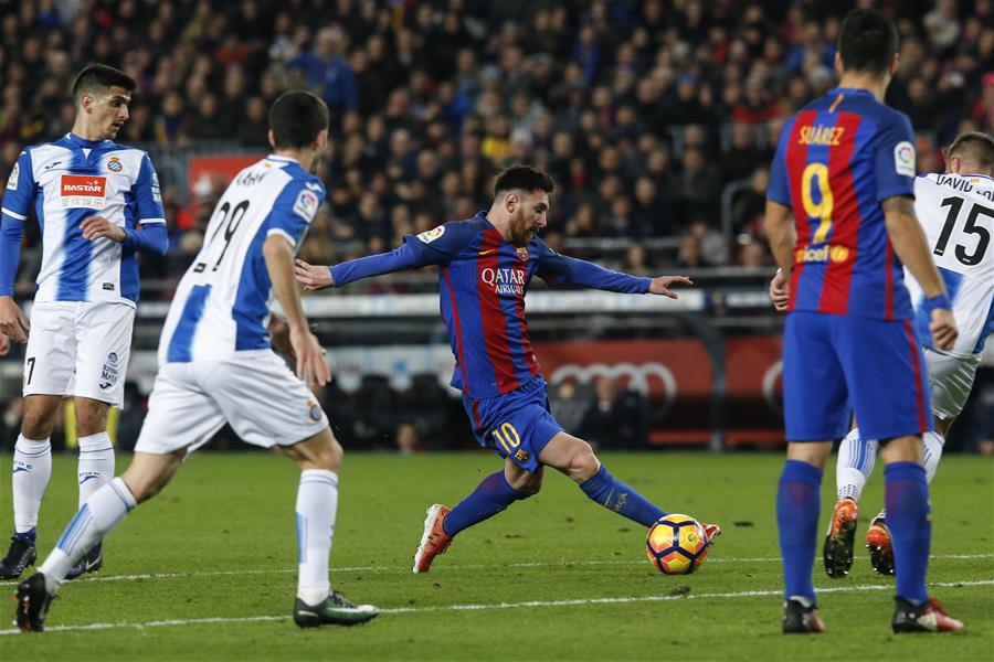 Fútbol: Barcelona vence 4-1 al Espa?ol en derbi catalán