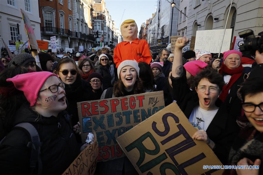 "Marcha de Mujeres" y protesta frente a la Embajada de Estados Unidos de América en Londres