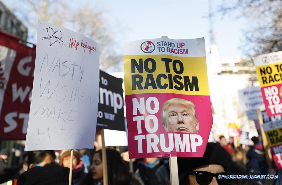 "Marcha de Mujeres" y protesta frente a la Embajada de Estados Unidos de América en Londres