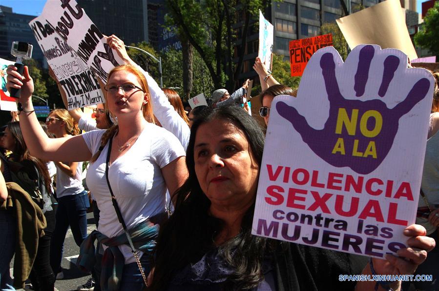 Mexicanas replican "Marcha de las Mujeres" contra Trump con dos protestas en el país