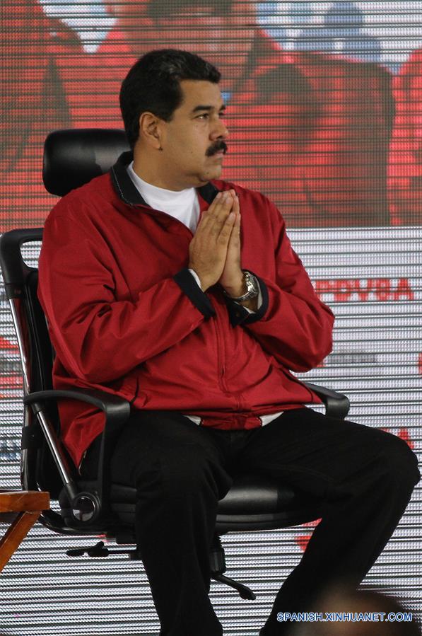 Presidente venezolano exige transformación en petrolera estatal