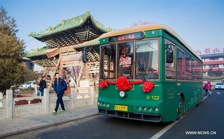 Entran en servicio 6 autobuses “dangdang” en Hohhot