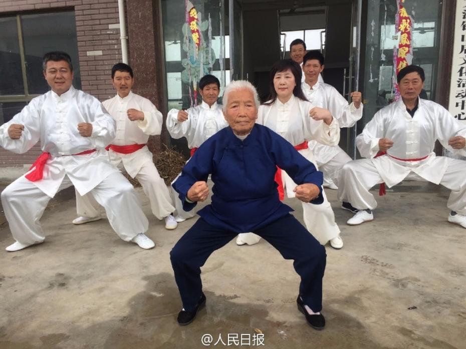 La “abuela del Kung Fu” muestra su agilidad a los 94 a?os