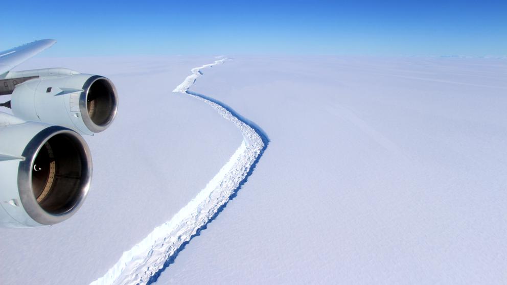 Se desprende de la Antártida uno de los mayores icebergs del mundo