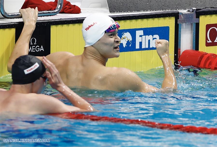 Sun Yang de China obtiene primer título en 200m estilo libre en Campeonato Mundial