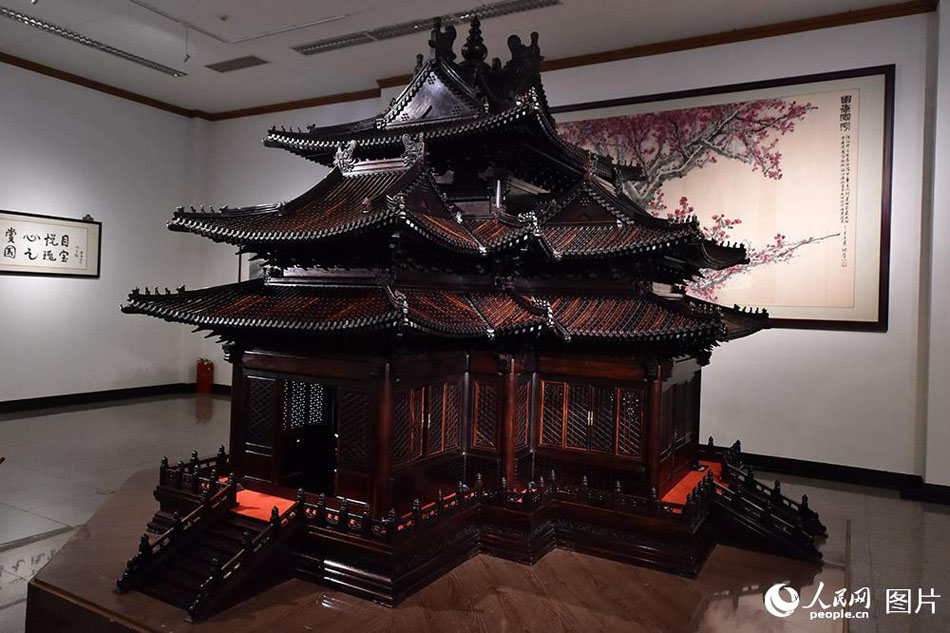 Un grandioso museo en Beijing rinde homenaje al sándalo rojo