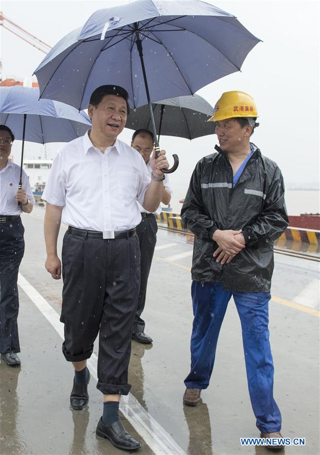 Presidente Xi recién elegido dirige a China hacia la prosperidad