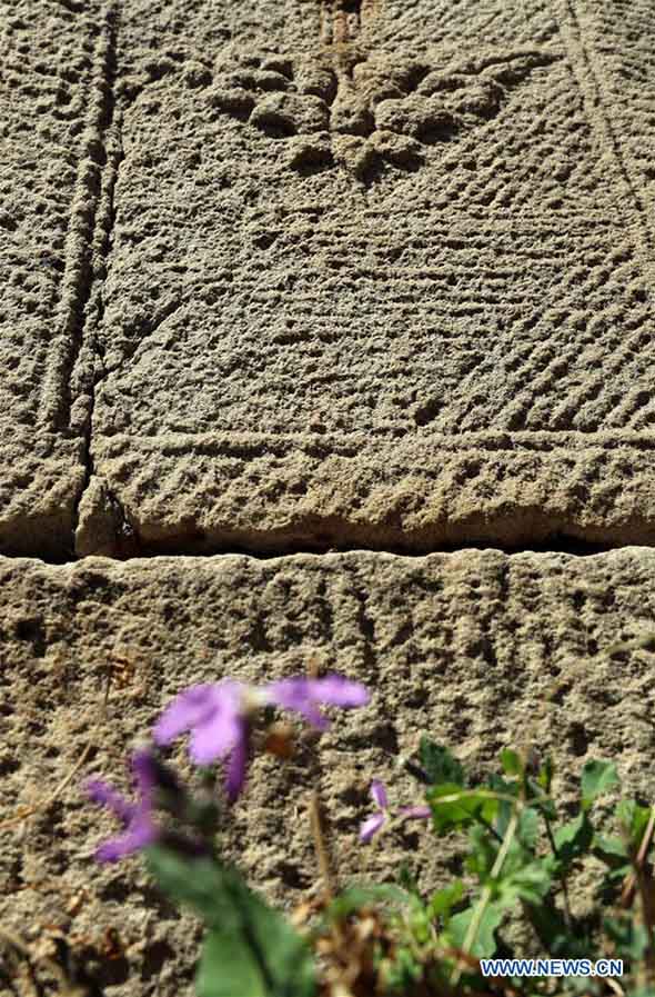 Foto tomada del 15 de abril de 2018 muestra la antigua Gran Muralla en el condado de Suizhong, Huludao, provincia de Liaoning, noreste de China. (Xinhua / Yang Qing)