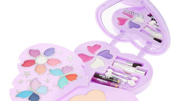 Retiran maquillaje de la marca ?Claire's? por presencia de amianto