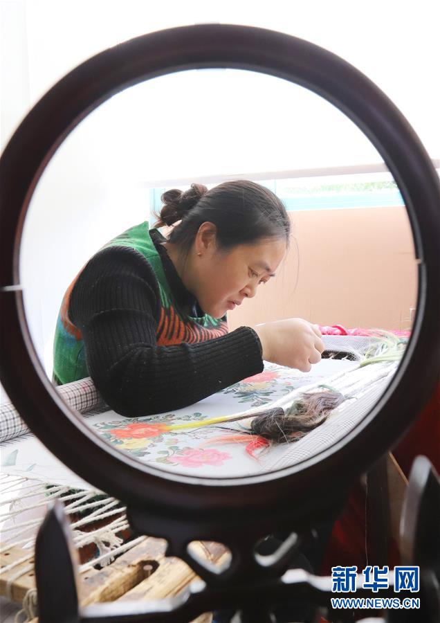 Bordado con cabello de Dongtai, provincia de Jiangsu