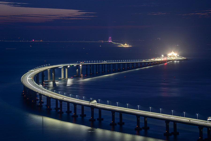 Se inaugurarán este miércoles el puente y el túnel Hong Kong-Zhuhai-Macao. [Foto: Vincent Chan / para China Daily]