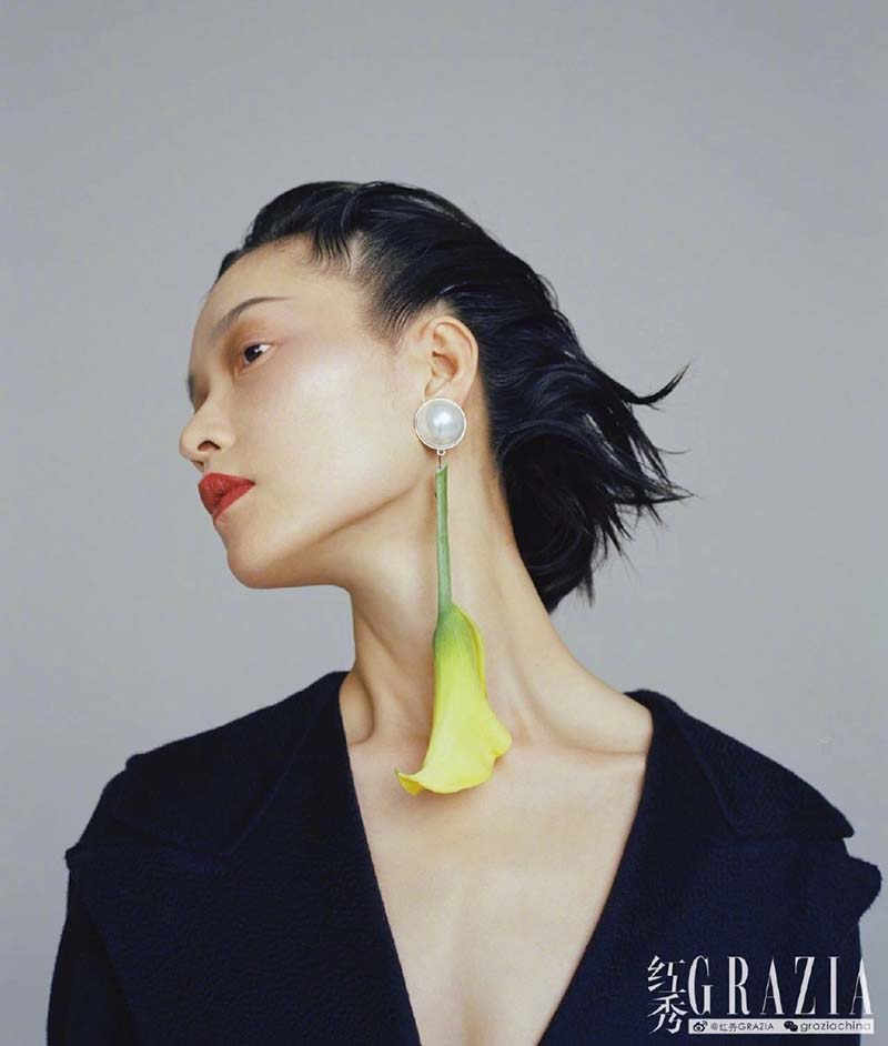 La afamada modelo china Du Juan aparece en la portada de Grazia