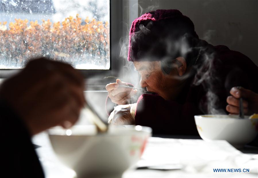 Un solidario restaurante ayuda a los ancianos de Shandong